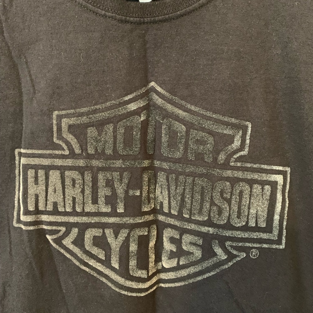 Harley Davidson Felt Logo Black Tee Bossier City, California size M